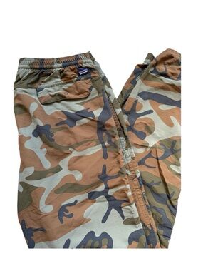 Patagonia Men's BAGGIES PANTS Forest Camo Hickory  Small Hiking Cargo